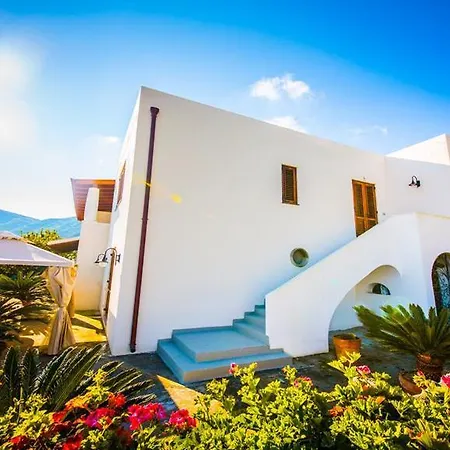 Casa Papiro 4*