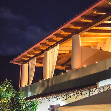 Casa Papiro Nocleg ze śniadaniem 4*