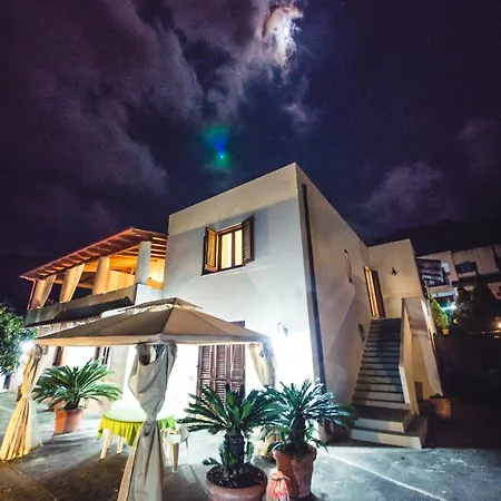 Nocleg ze śniadaniem Casa Papiro Lipari (Isola Lipari)