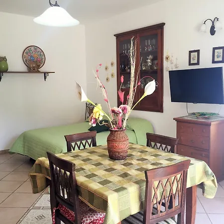 Casa Papiro Nocleg ze śniadaniem 4*