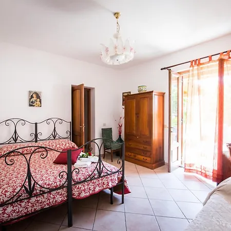 Casa Papiro Nocleg ze śniadaniem 4*