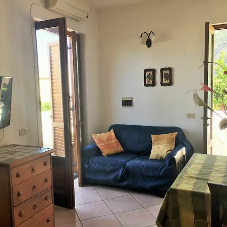 Casa Papiro Bed & Breakfast 4*