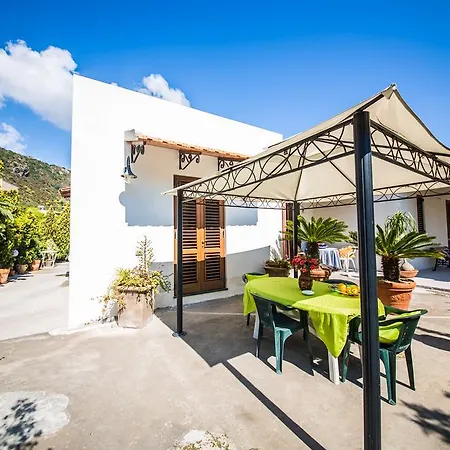 Casa Papiro לינה וארוחת בוקר 3*