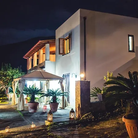 Casa Papiro 3*